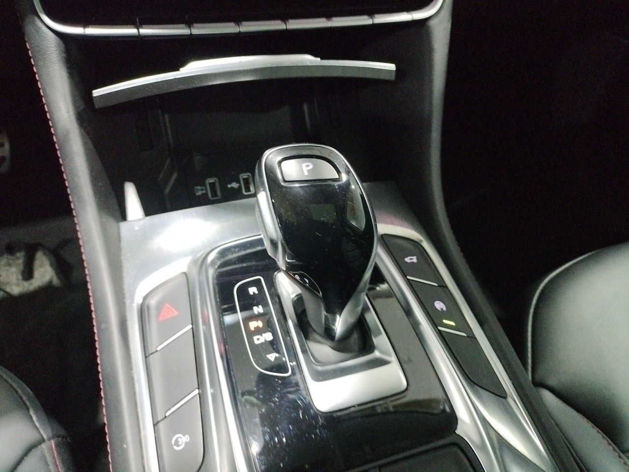 Foto MG HS 17