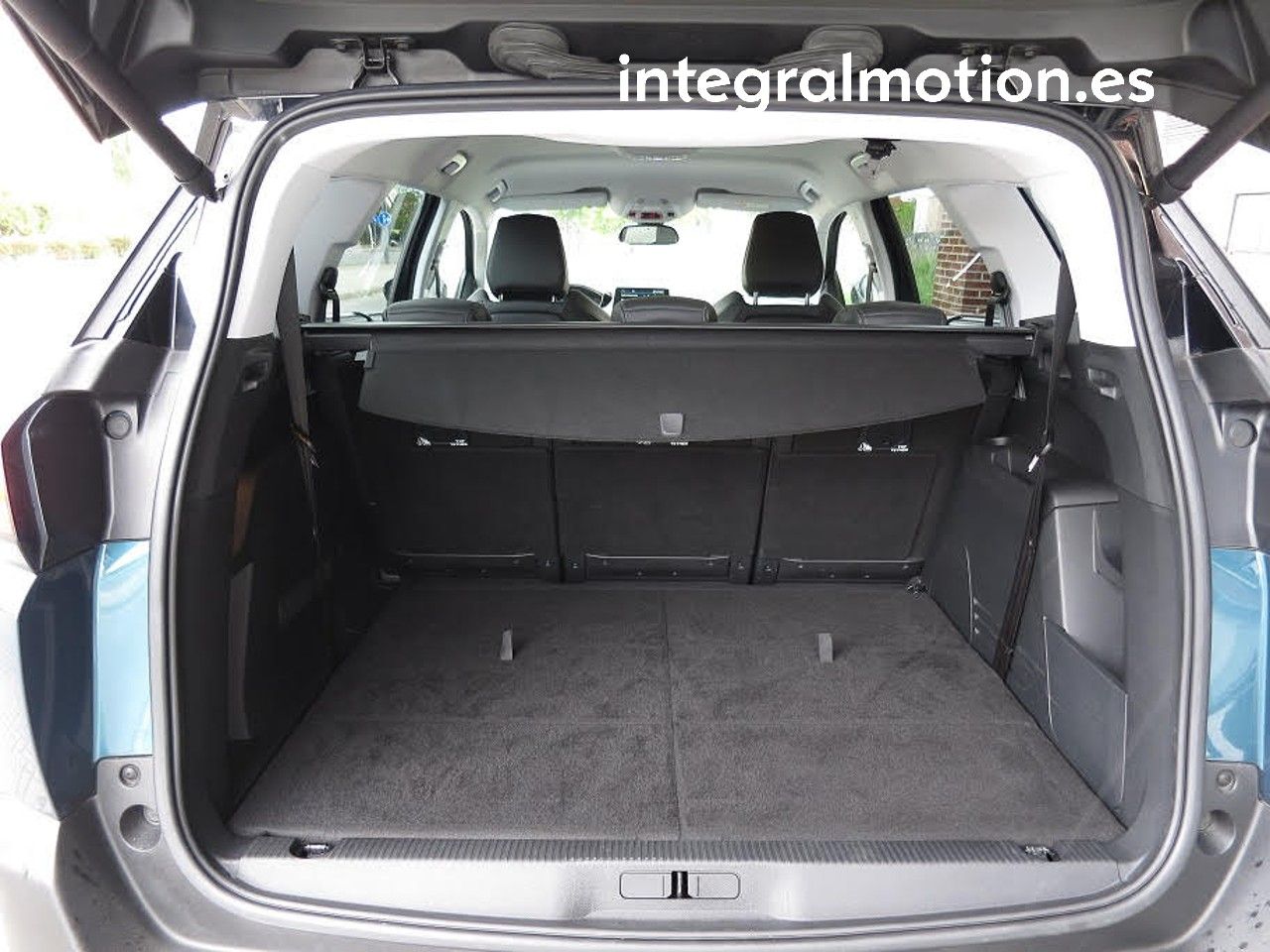 Foto Peugeot 5008 14