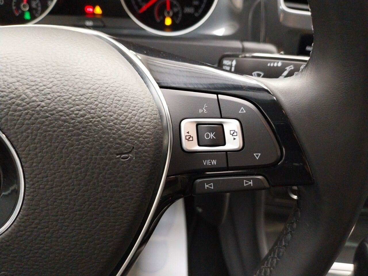 Foto Volkswagen Golf 13