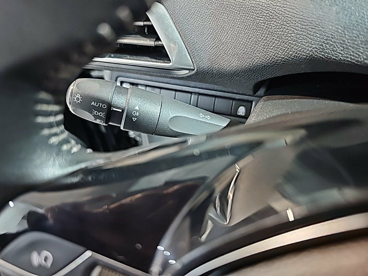 Foto Peugeot 5008 14