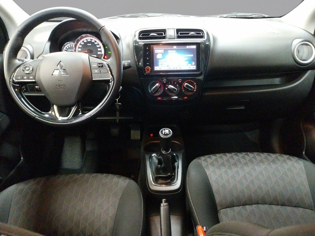 Foto Mitsubishi Space Star 4