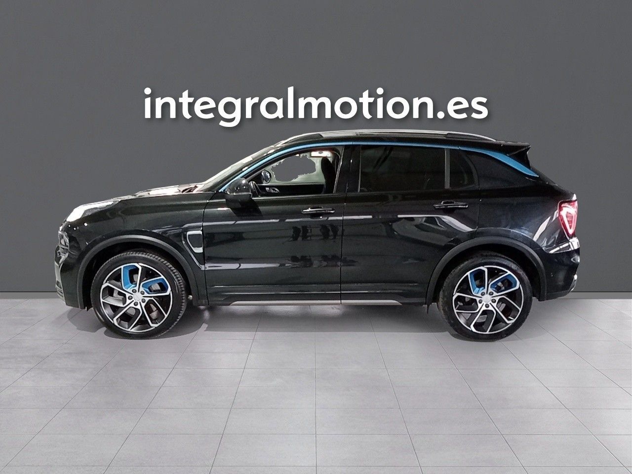 Foto LYNK&CO 01 37