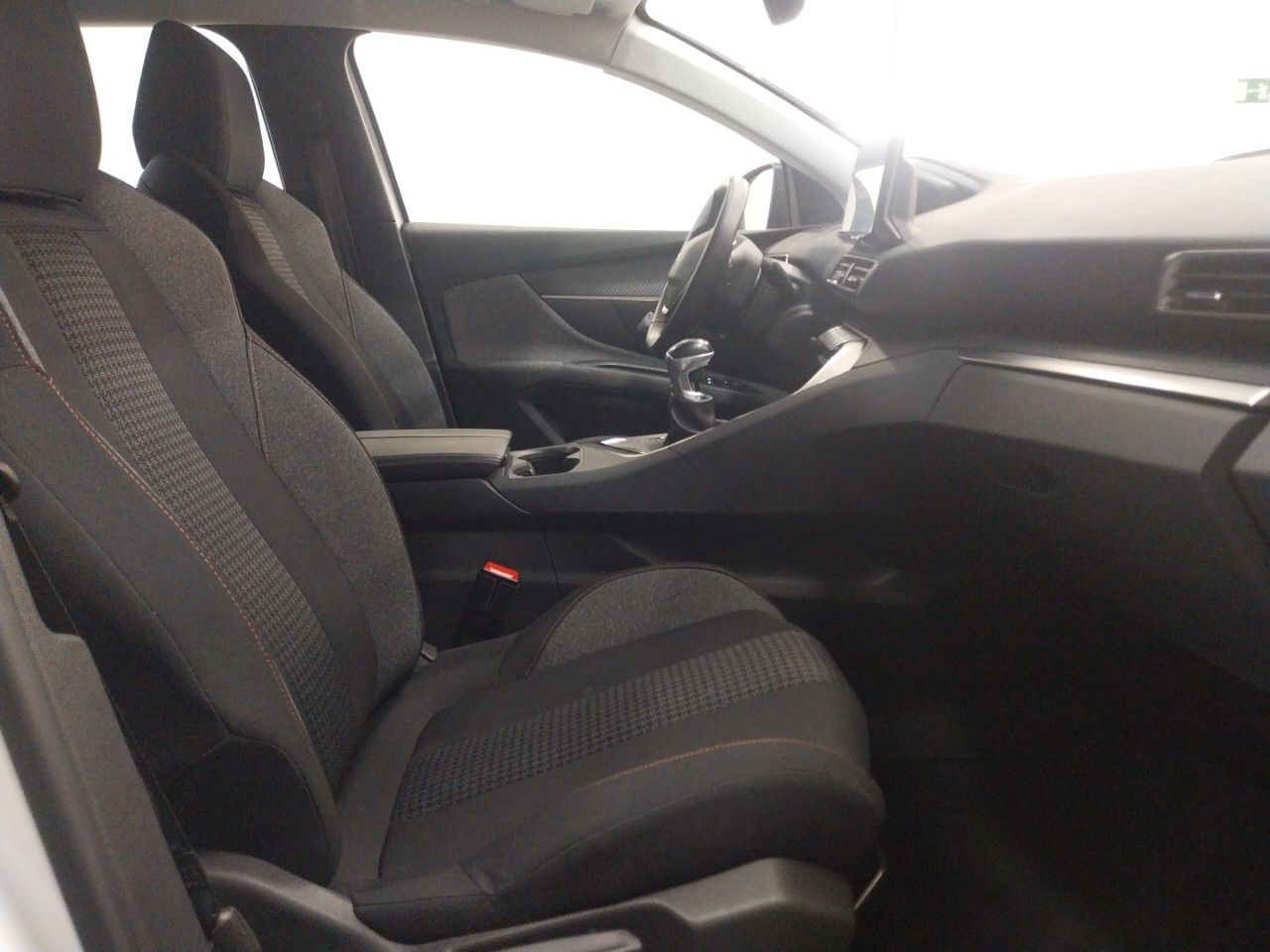 Foto Peugeot 5008 9