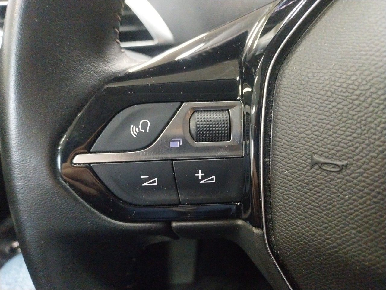 Foto Peugeot 5008 10