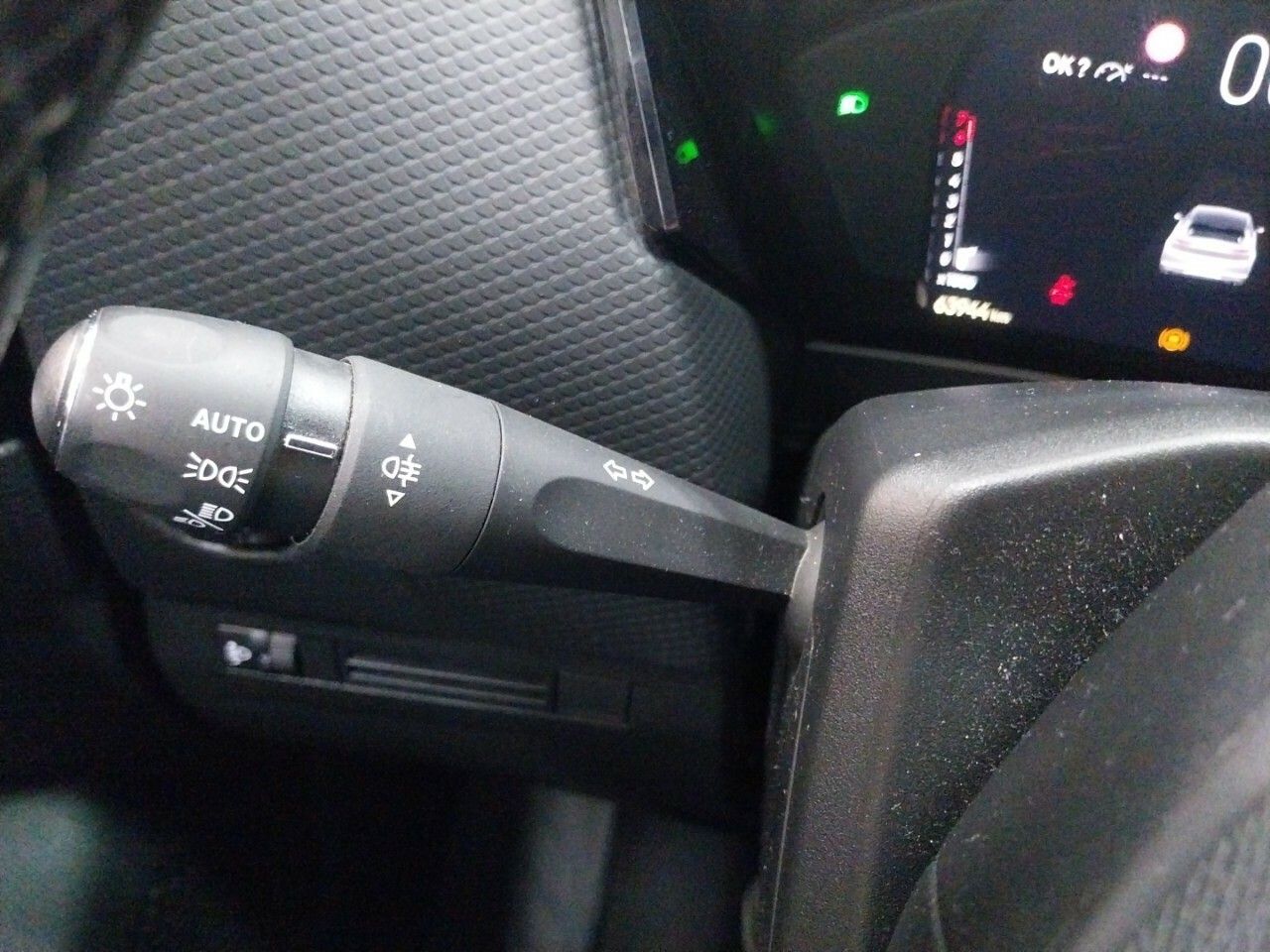 Foto DS Automobiles DS 4 14
