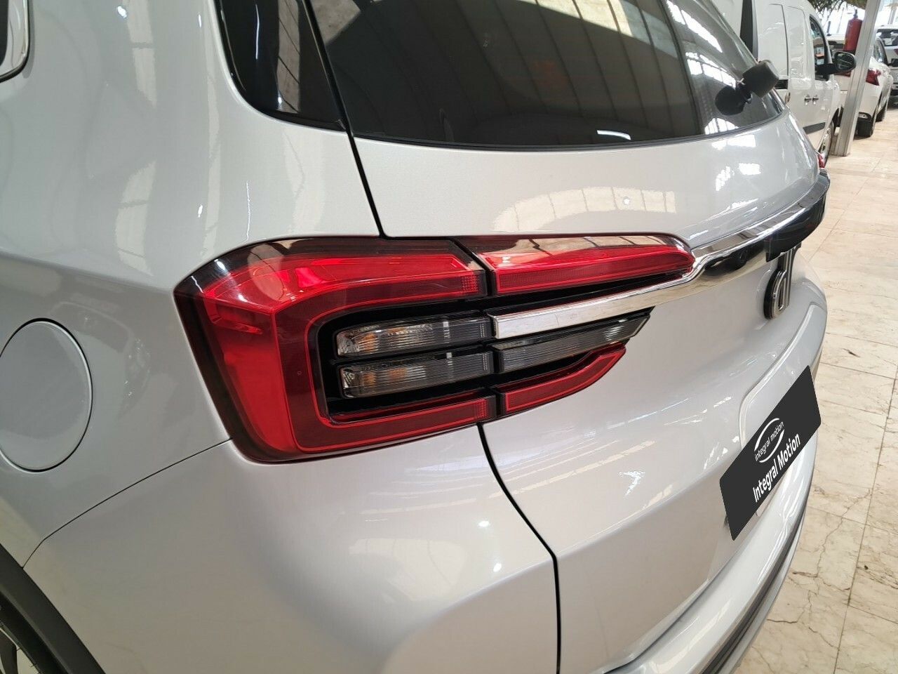 Foto DR Automobiles DR5 28