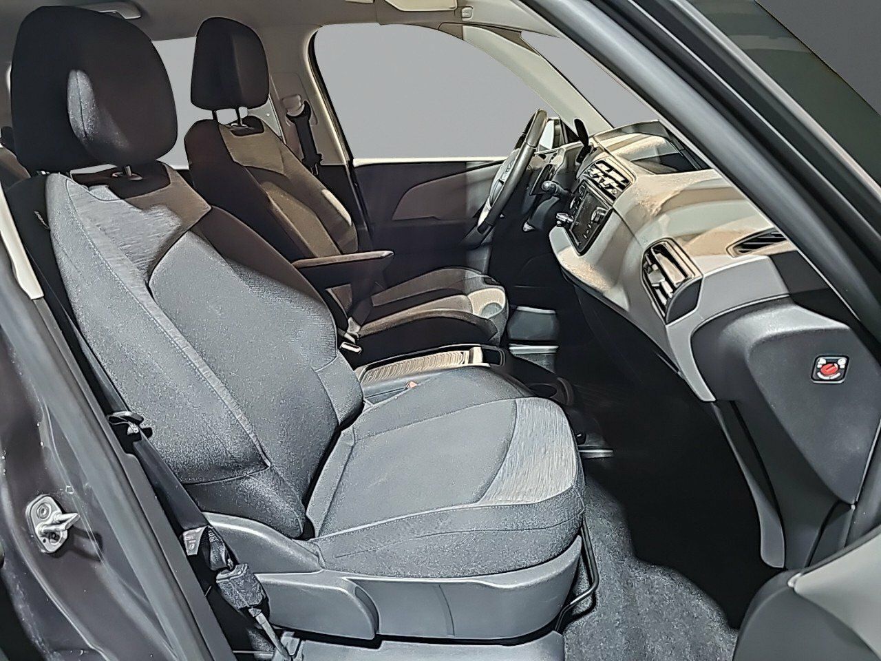 Foto Citroën Grand C4 Picasso 9
