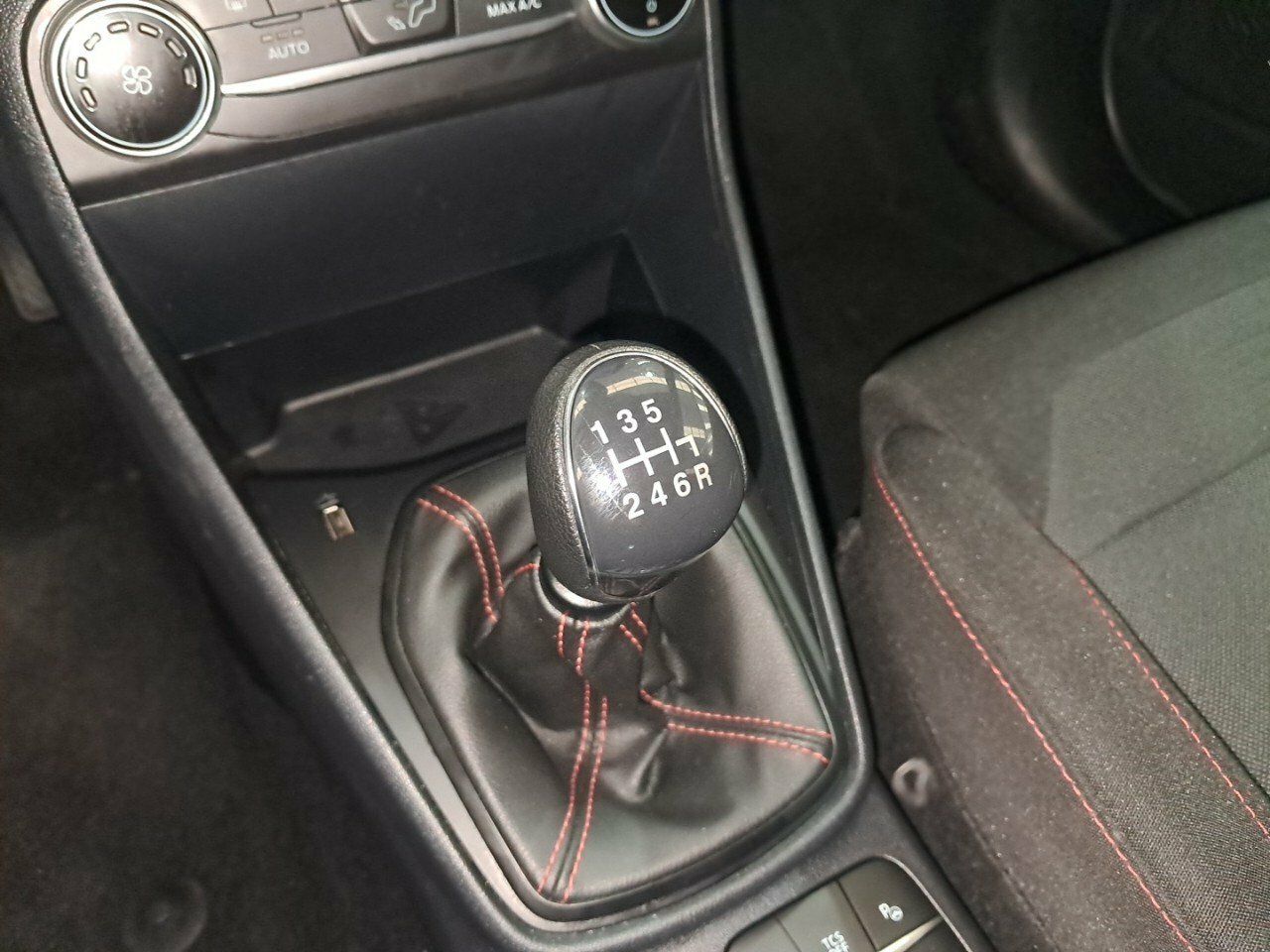 Foto Ford Fiesta 18