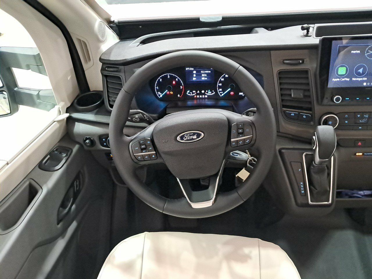 Foto Ford Transit 11