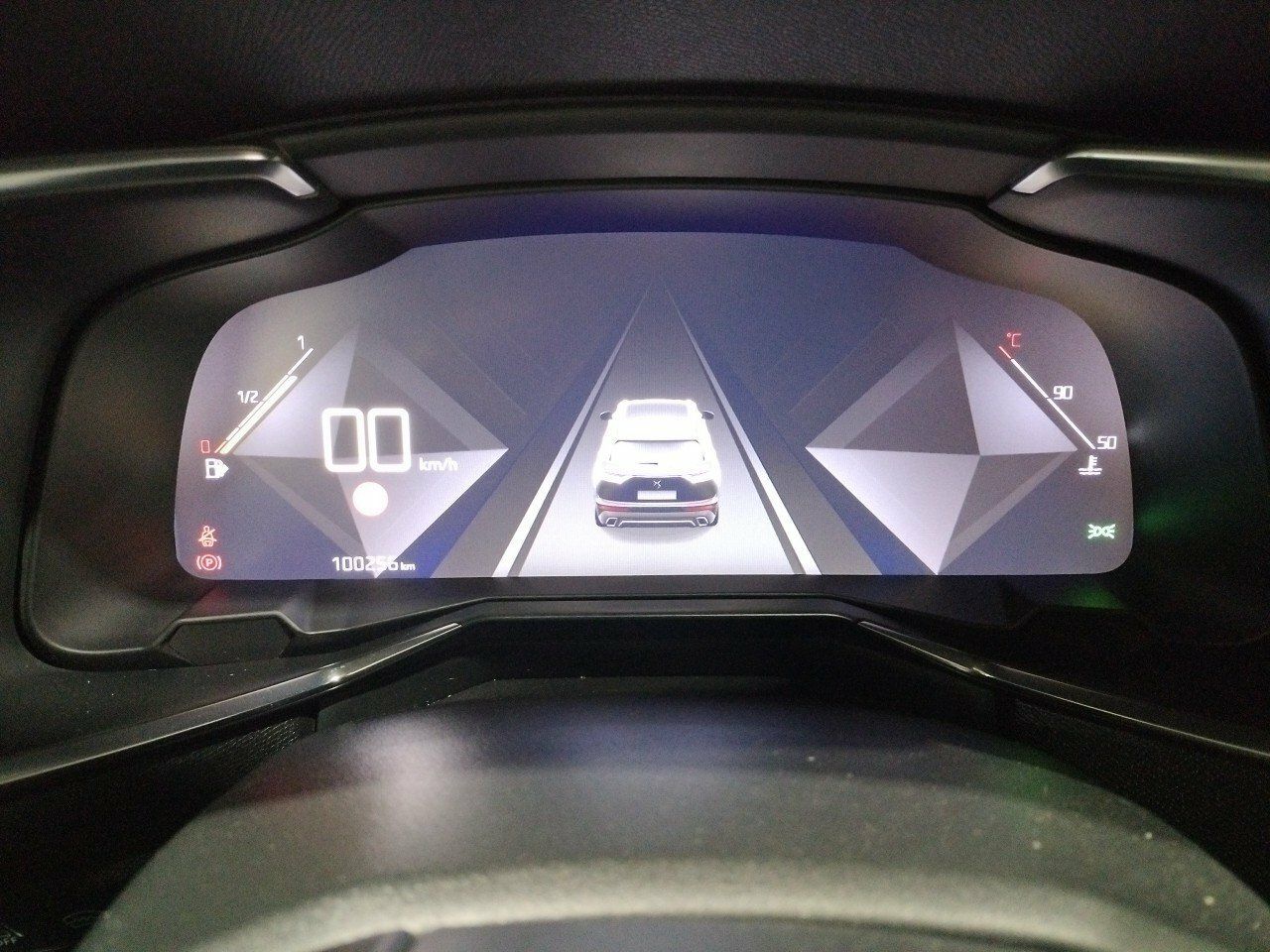 Foto DS Automobiles DS 7 7