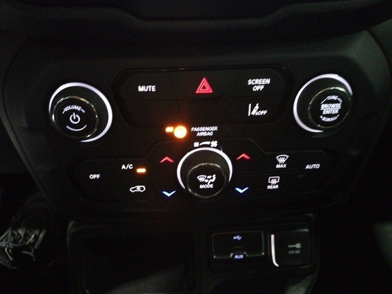 Foto Jeep Renegade 17