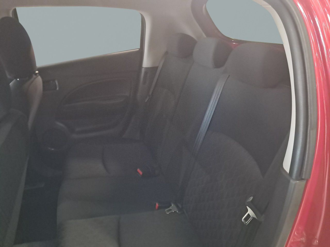 Foto Mitsubishi Space Star 10