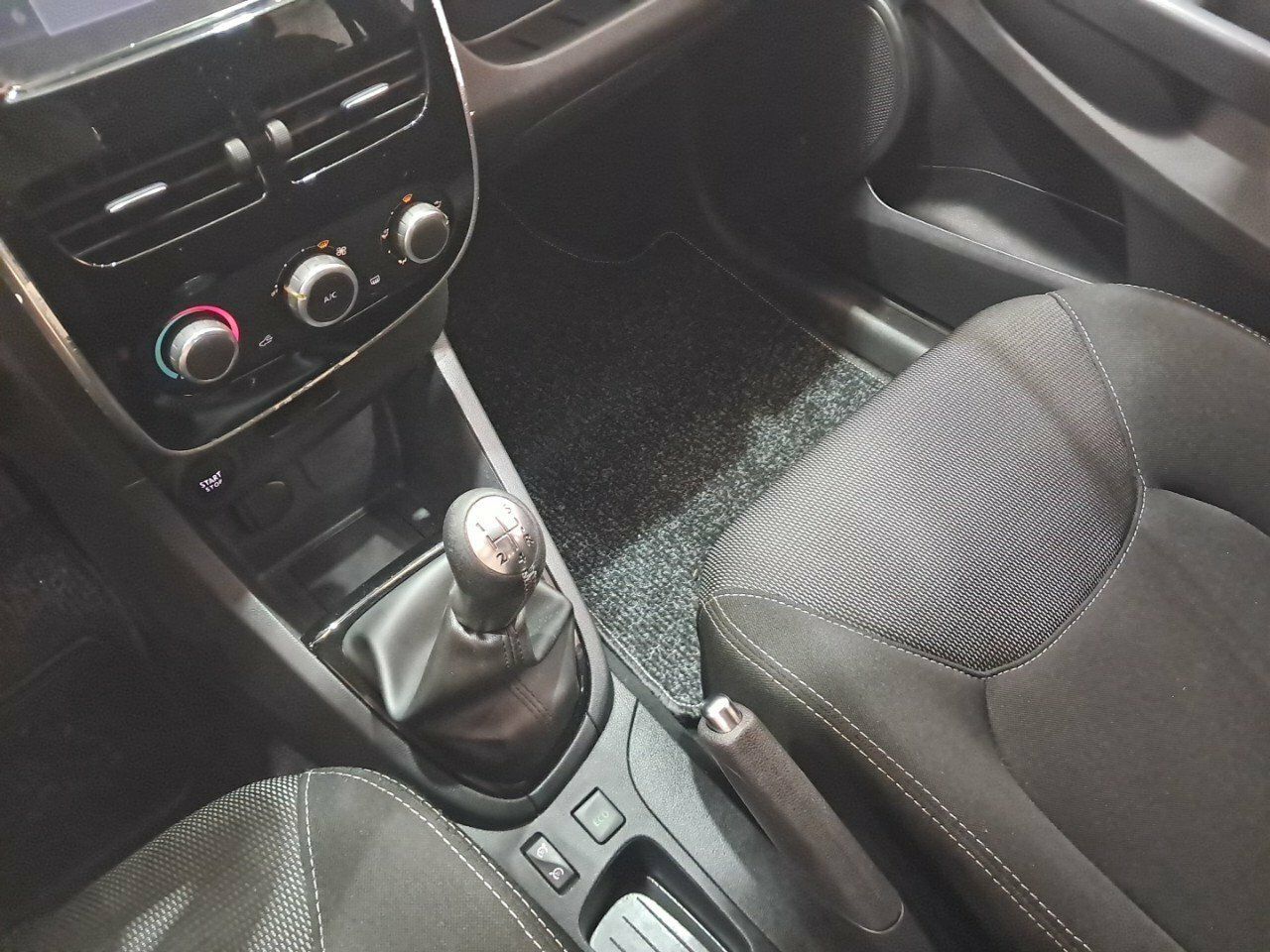 Foto Renault Clio 16