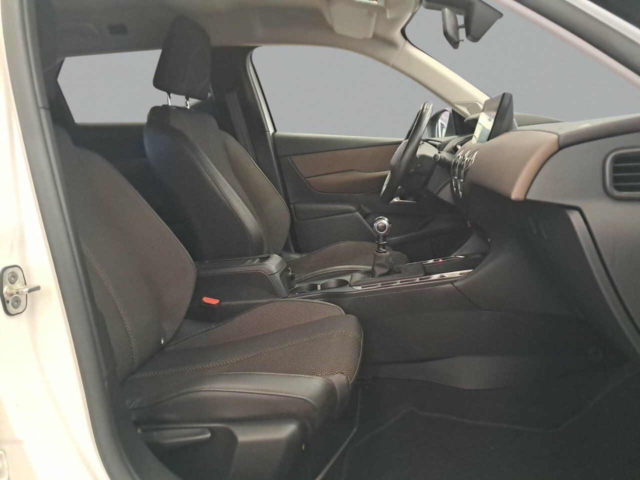 Foto DS Automobiles DS 3 9