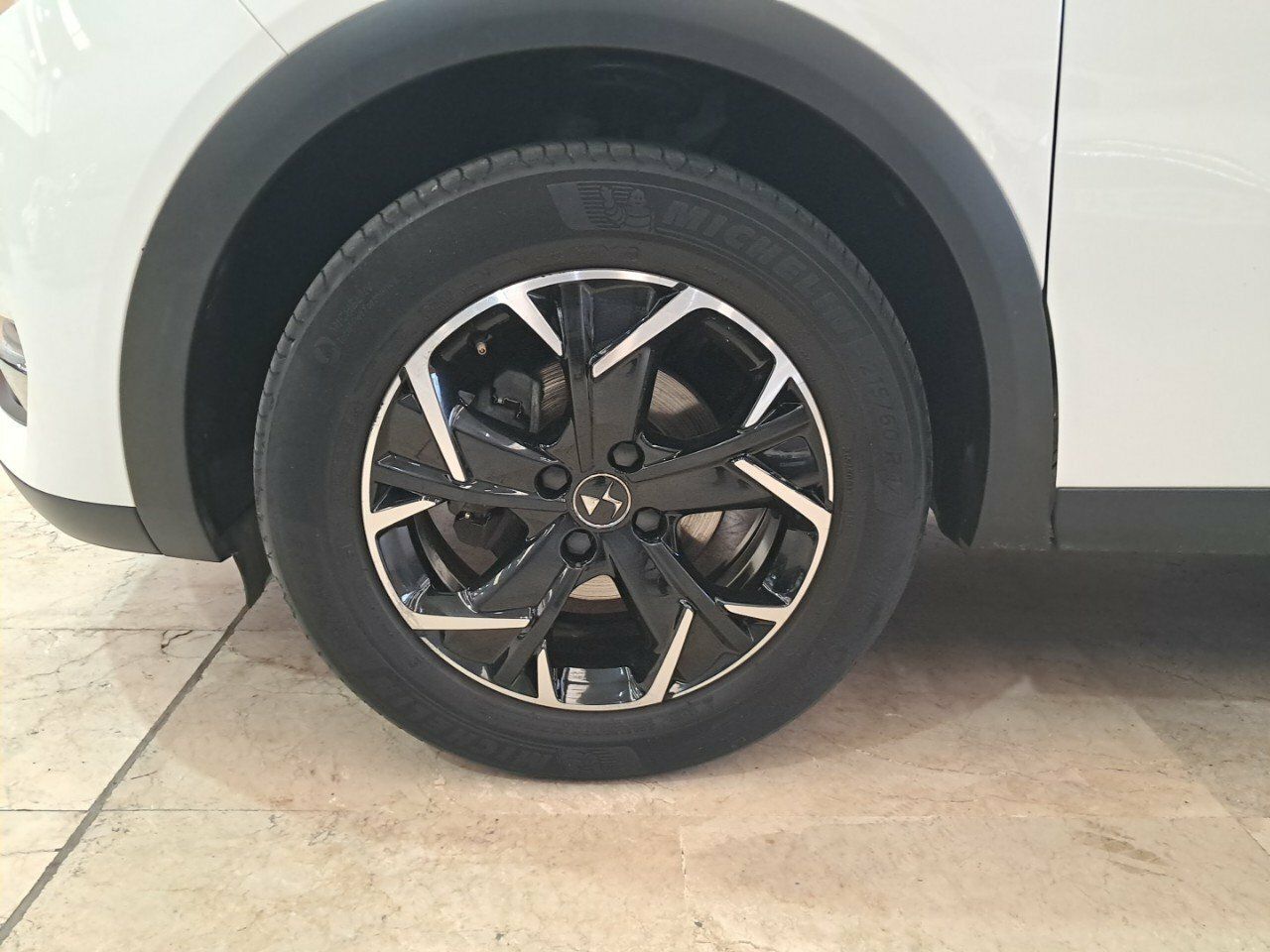 Foto DS Automobiles DS 3 29