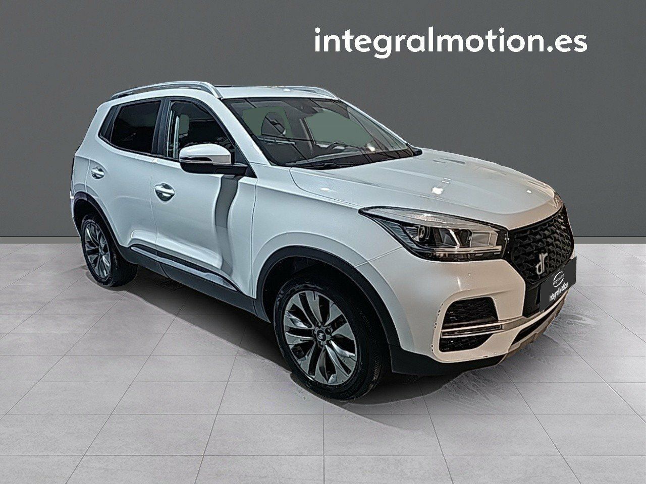 Foto DR Automobiles DR4 6