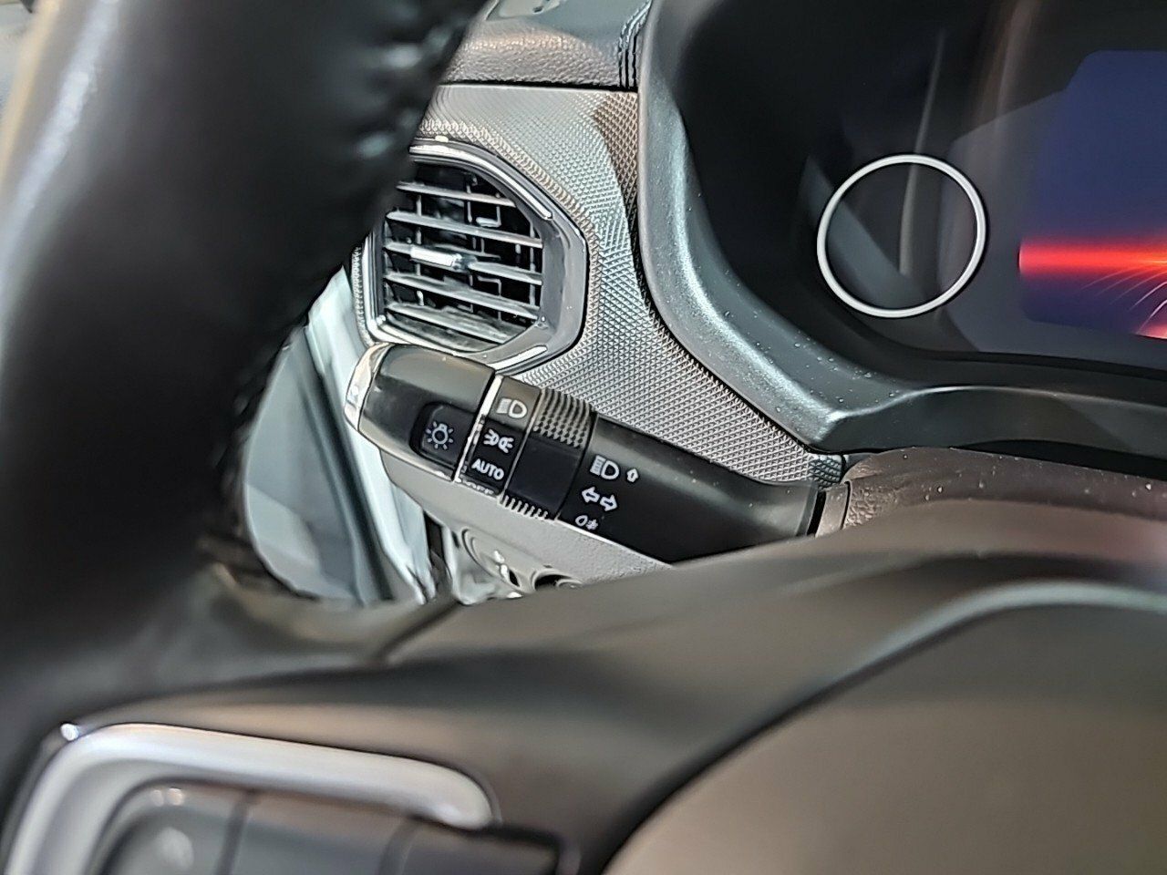 Foto DR Automobiles DR4 7