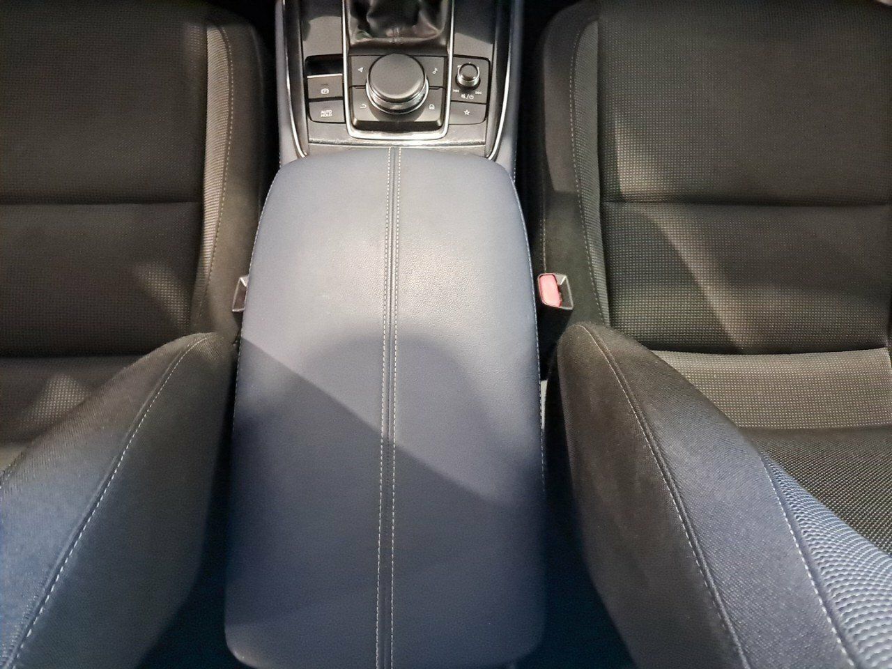 Foto Mazda CX-30 22