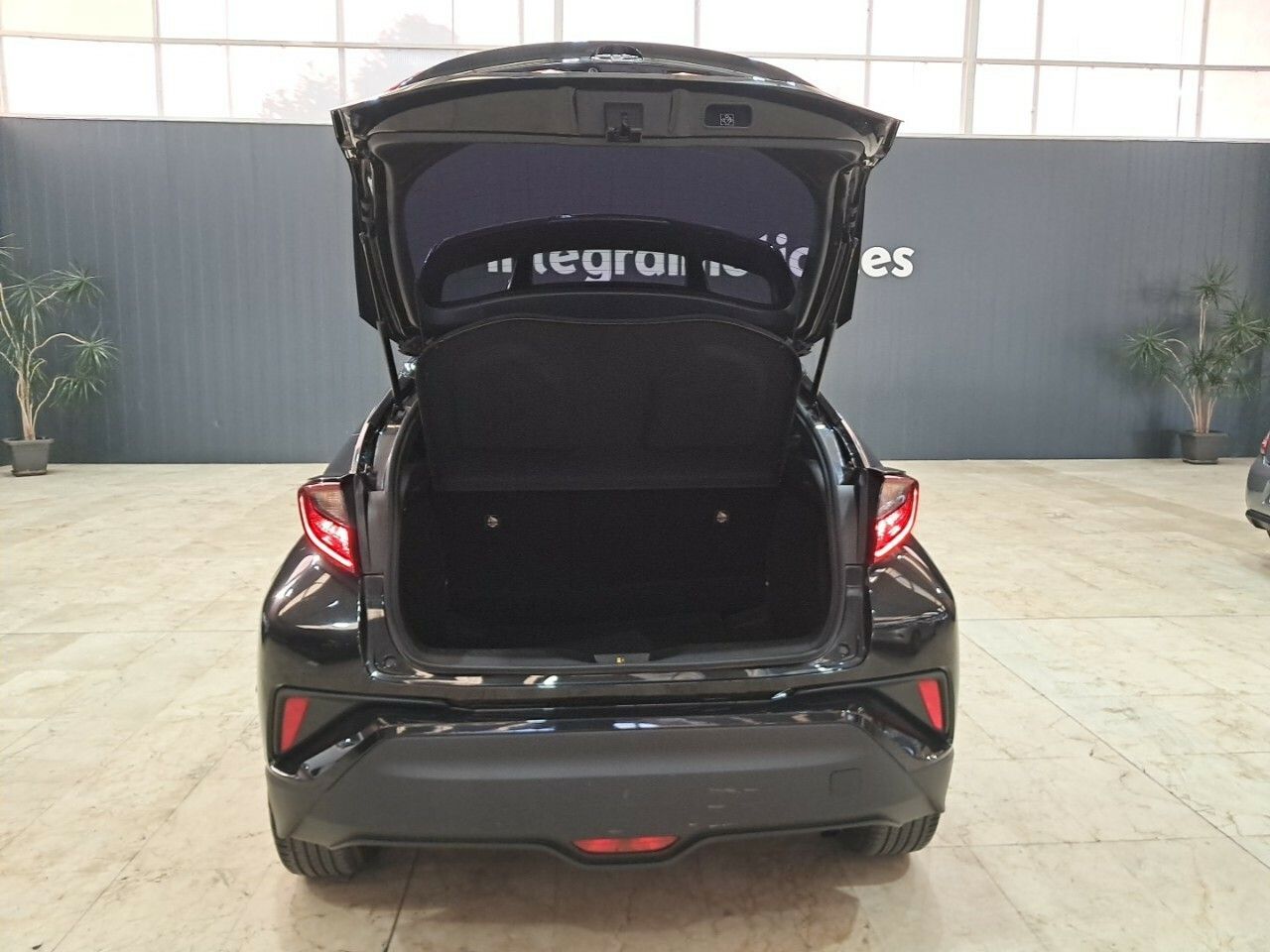 Foto Toyota C-HR 30