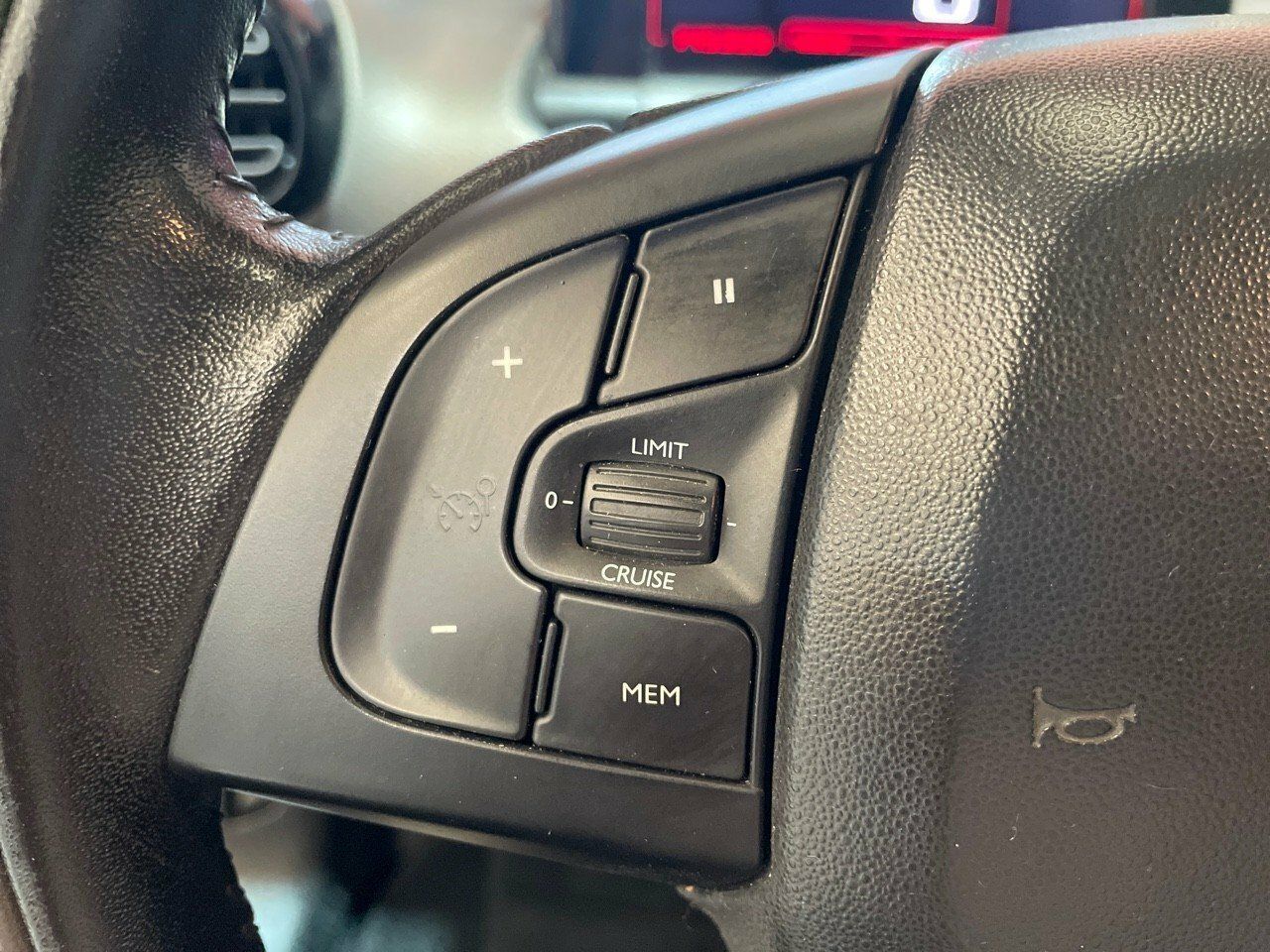 Foto Citroën C4 Cactus 12