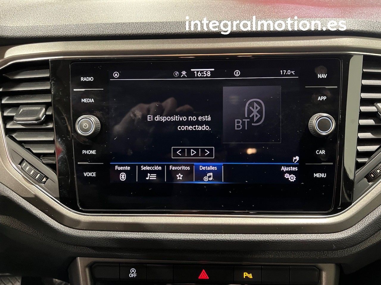 Foto Volkswagen T-Roc 12