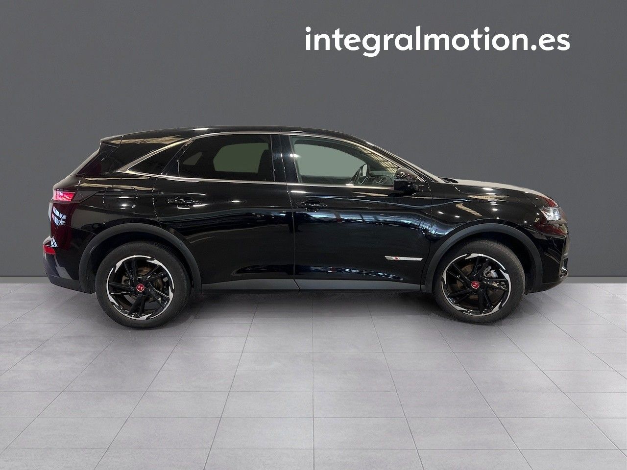 Foto DS Automobiles DS 7 8