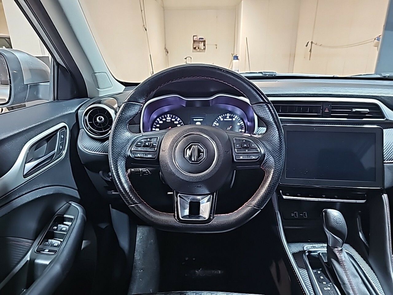Foto MG ZS 11