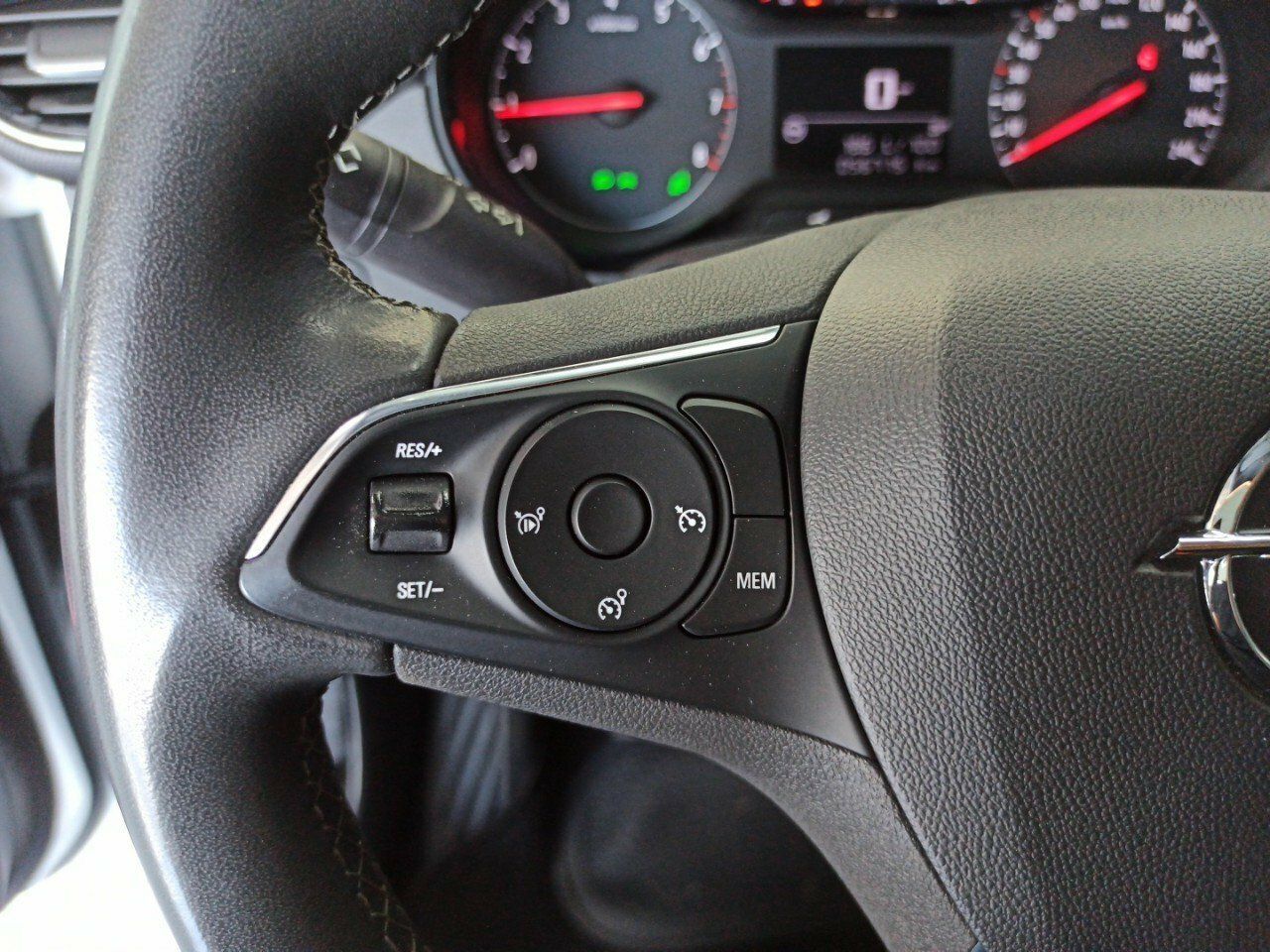 Foto Opel CrossLand 22