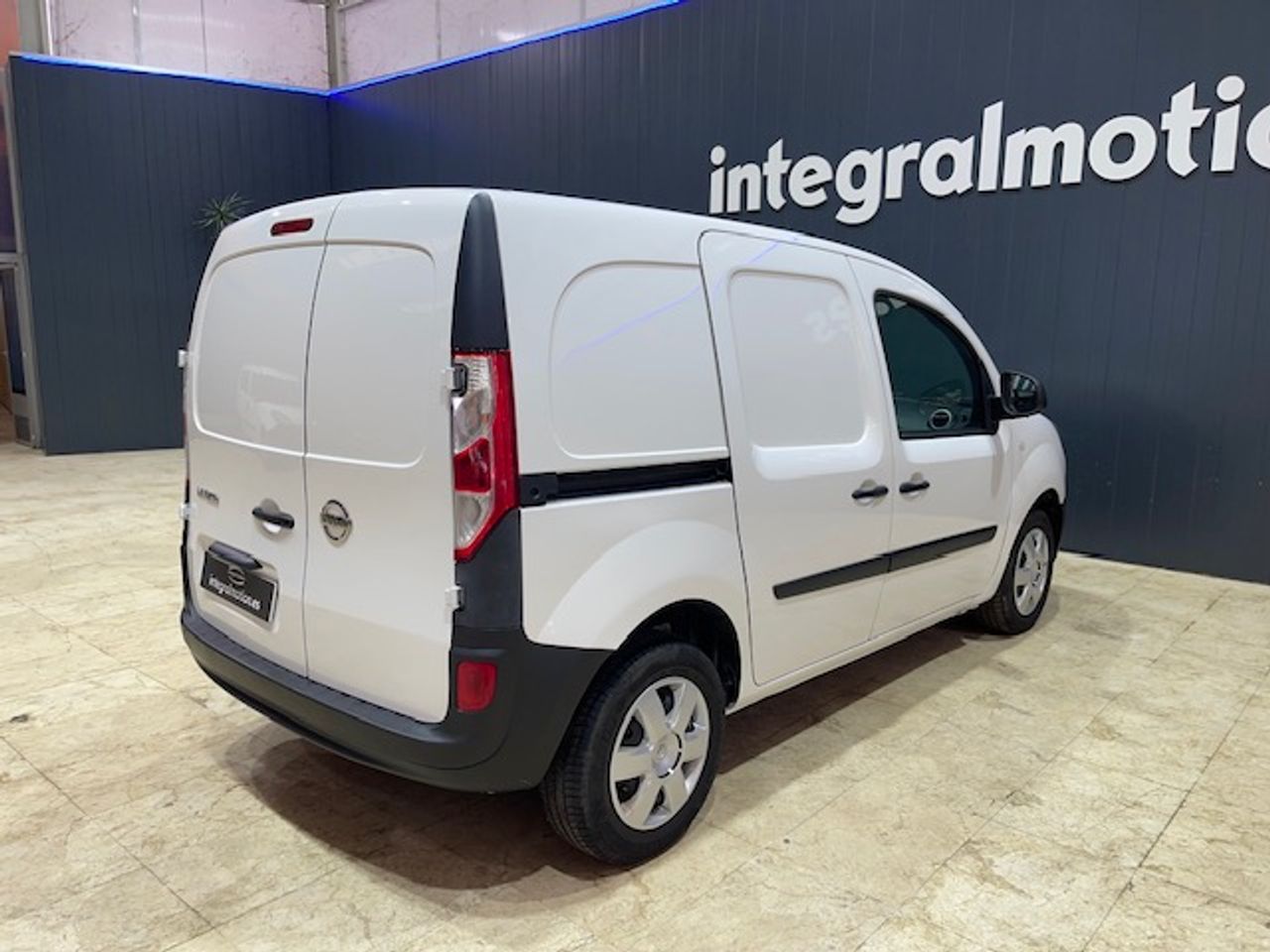 Foto Nissan NV250 8