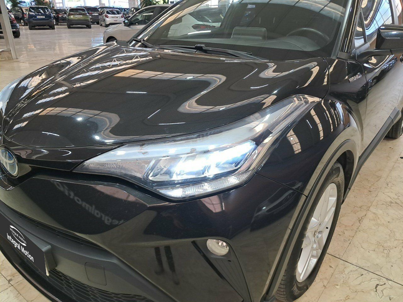Foto Toyota C-HR 27