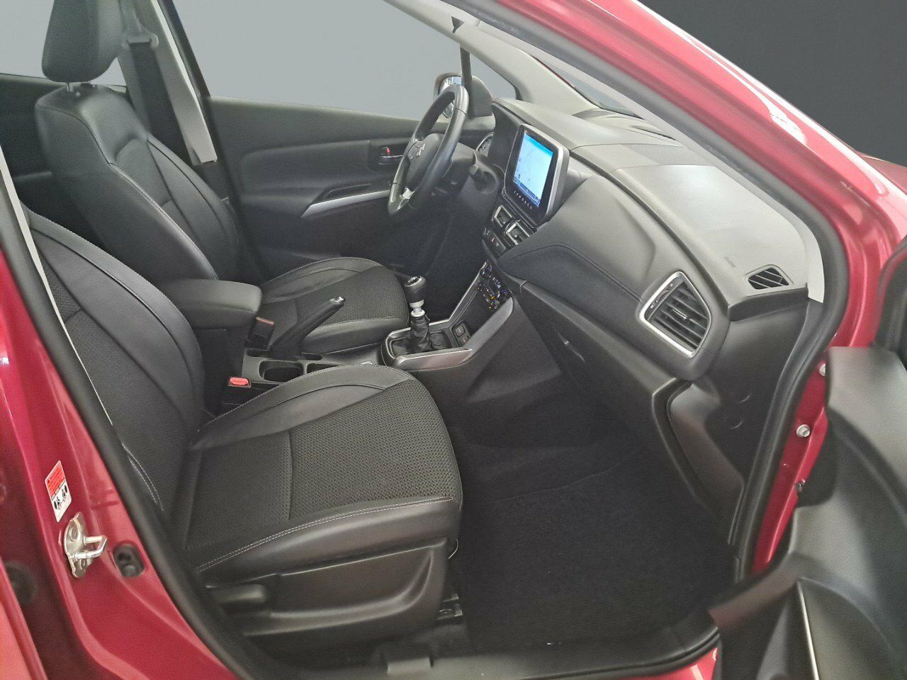 Foto Suzuki S-Cross 13