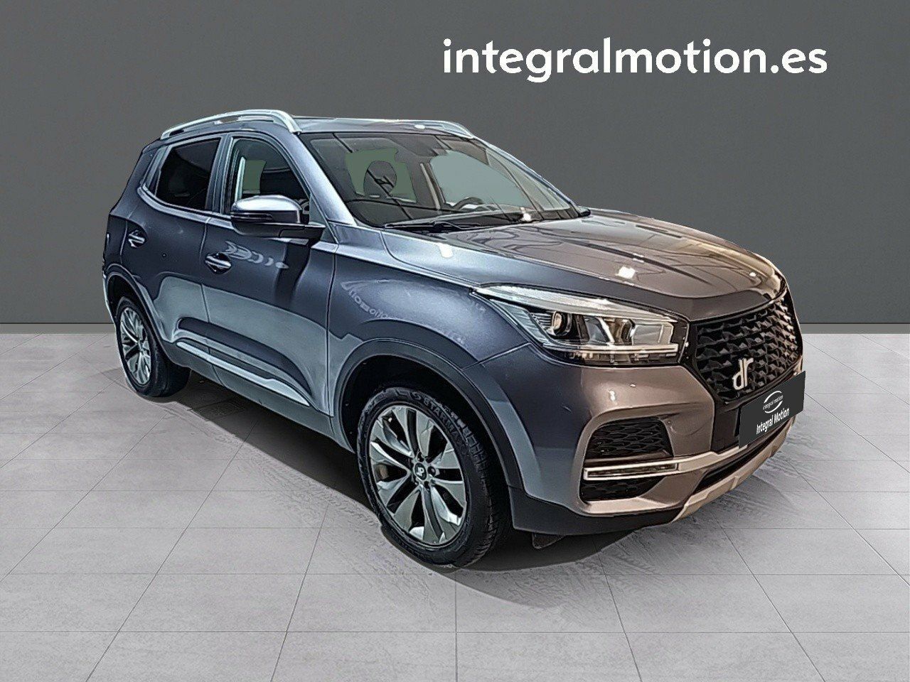 Foto DR Automobiles DR4 4