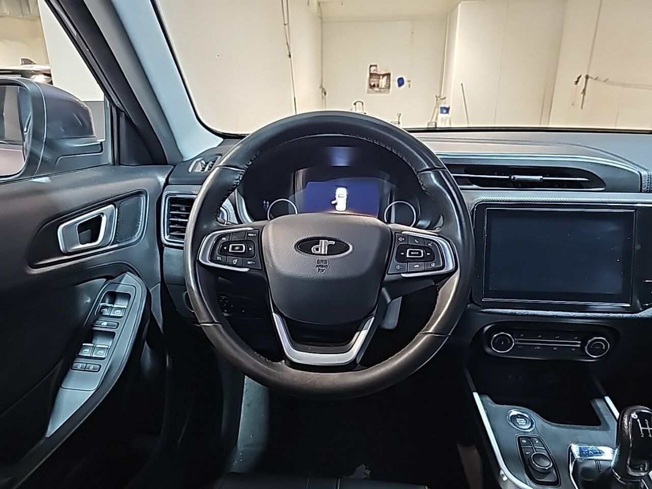 Foto DR Automobiles DR4 9