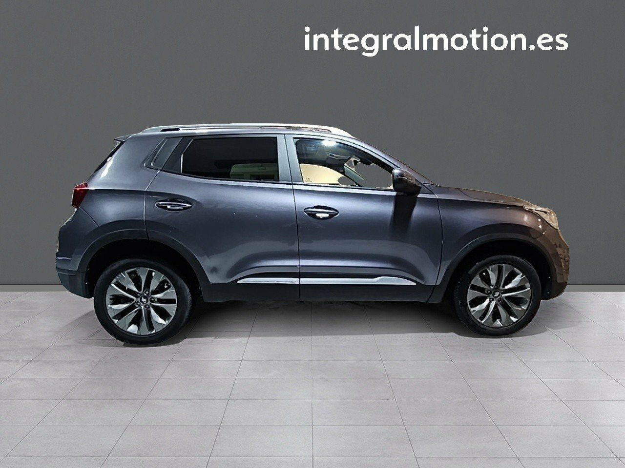 Foto DR Automobiles DR4 25