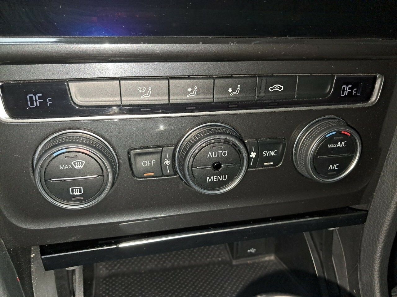 Foto Volkswagen Golf 17