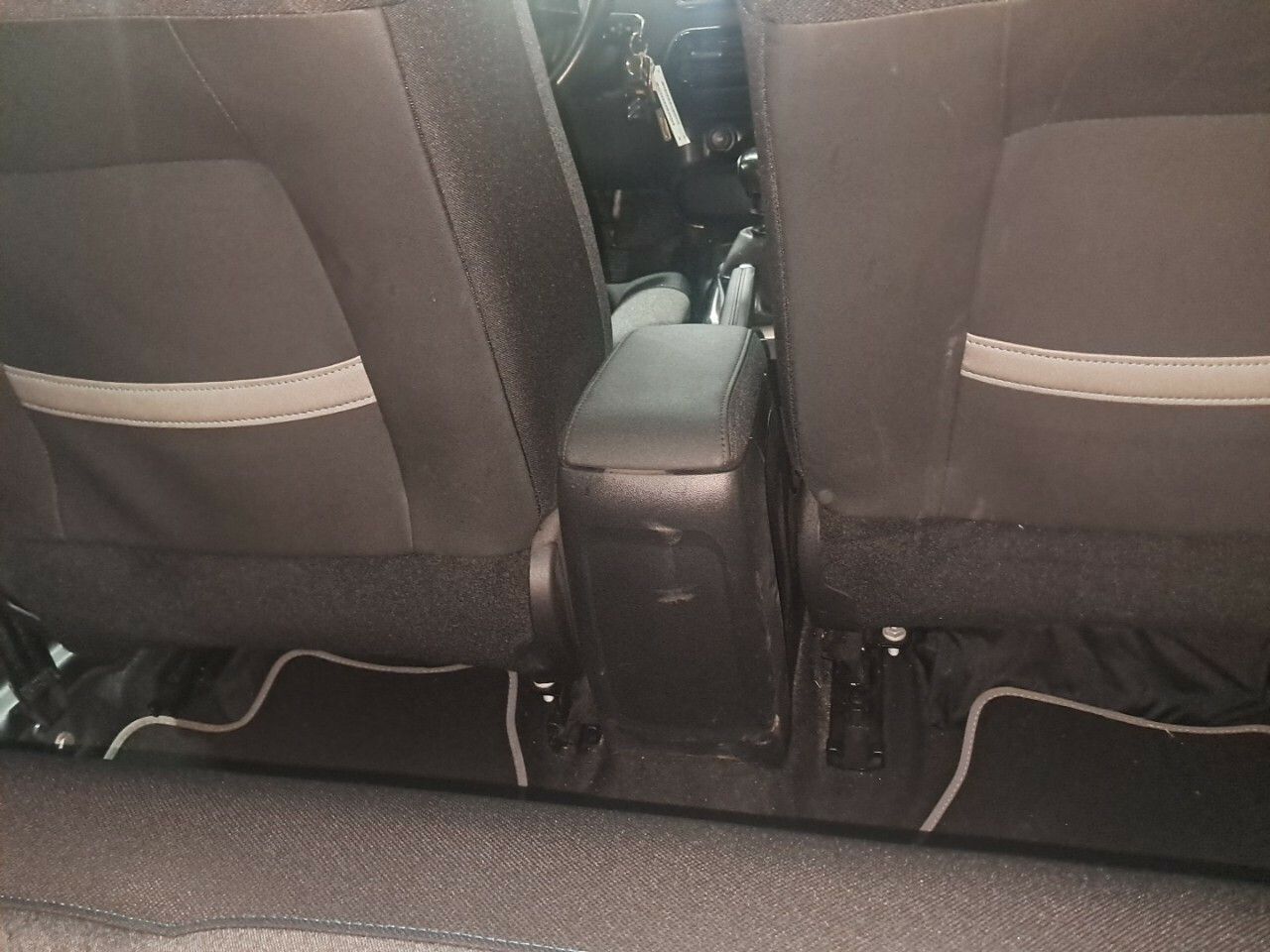 Foto Citroën C4 Cactus 21