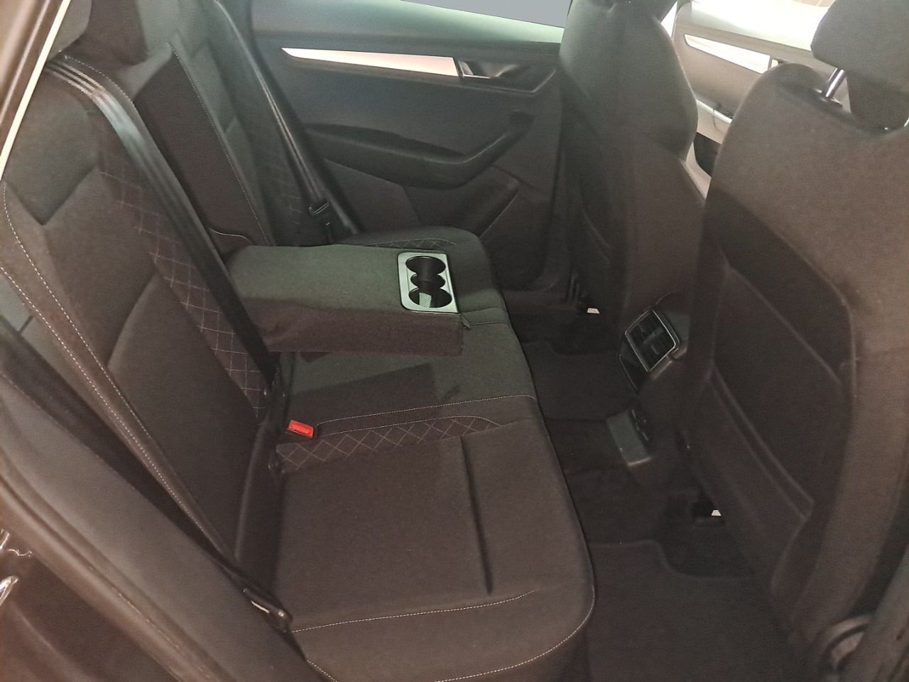 Foto Skoda Karoq 9