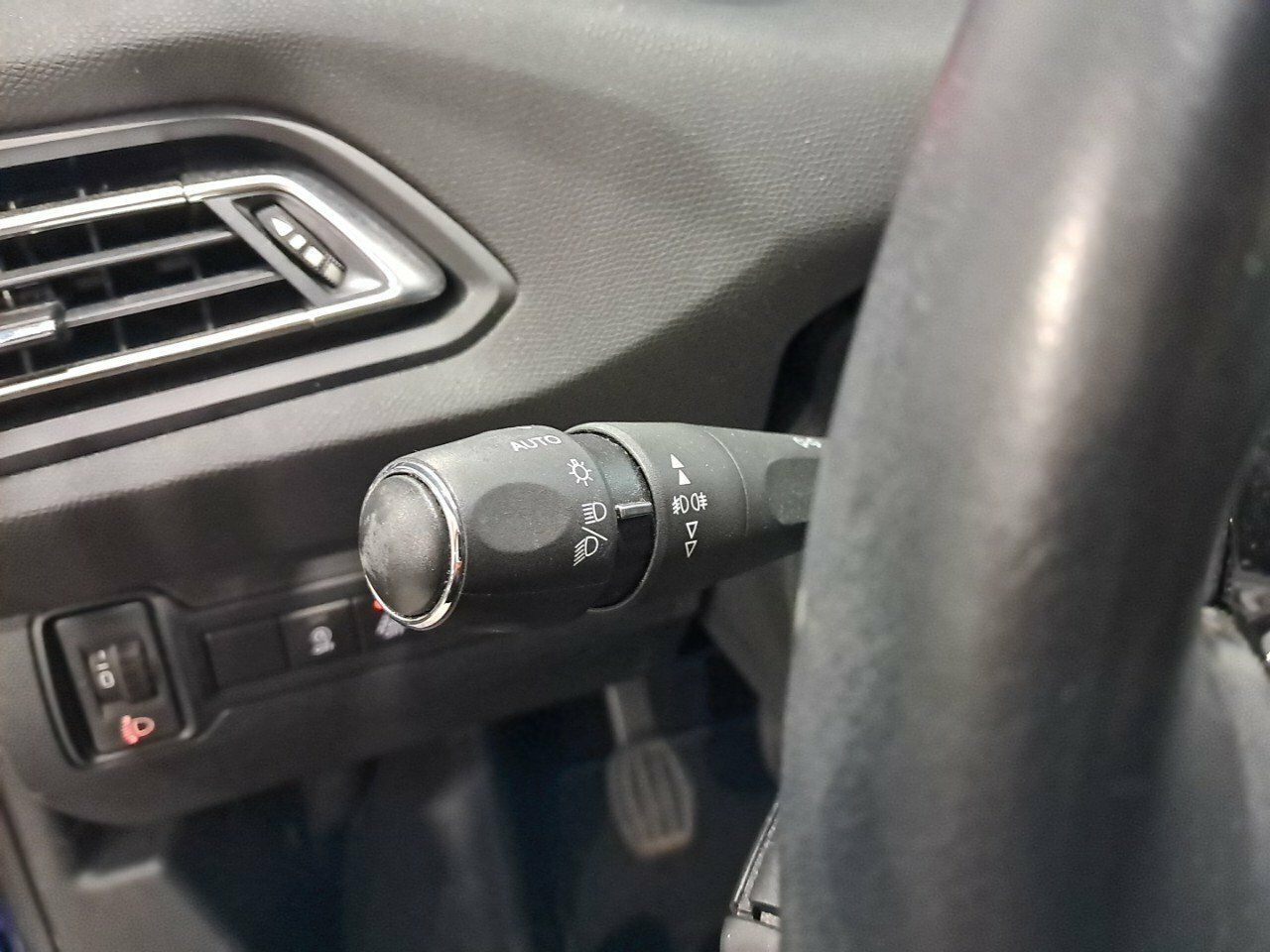 Foto Peugeot 308 8