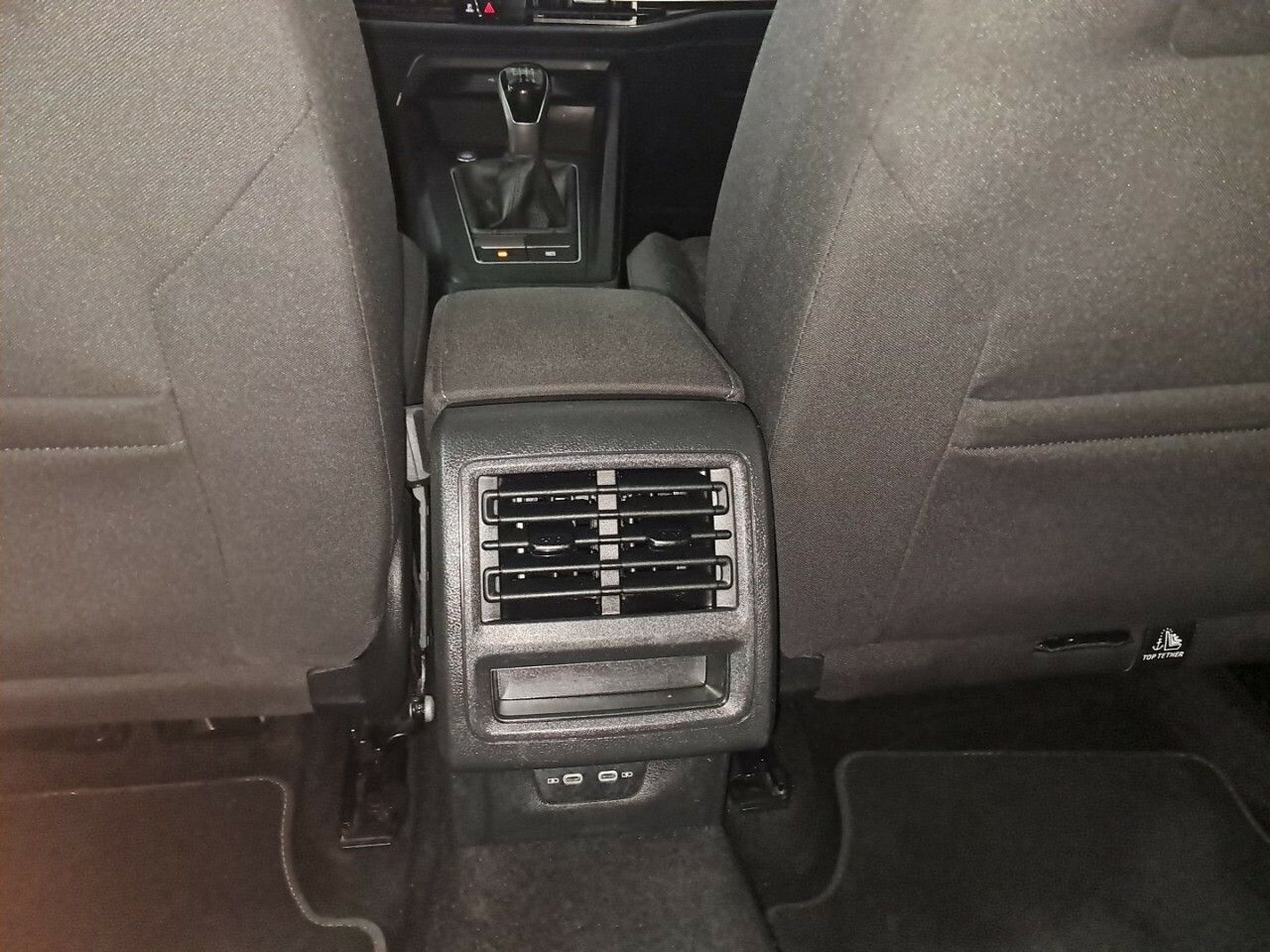 Foto Volkswagen Golf 21