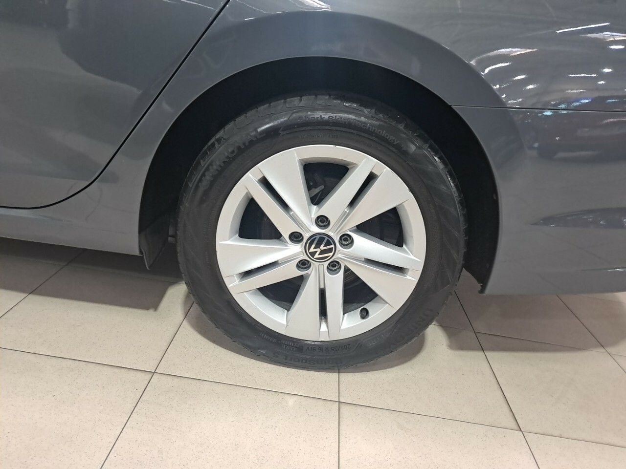 Foto Volkswagen Golf 29