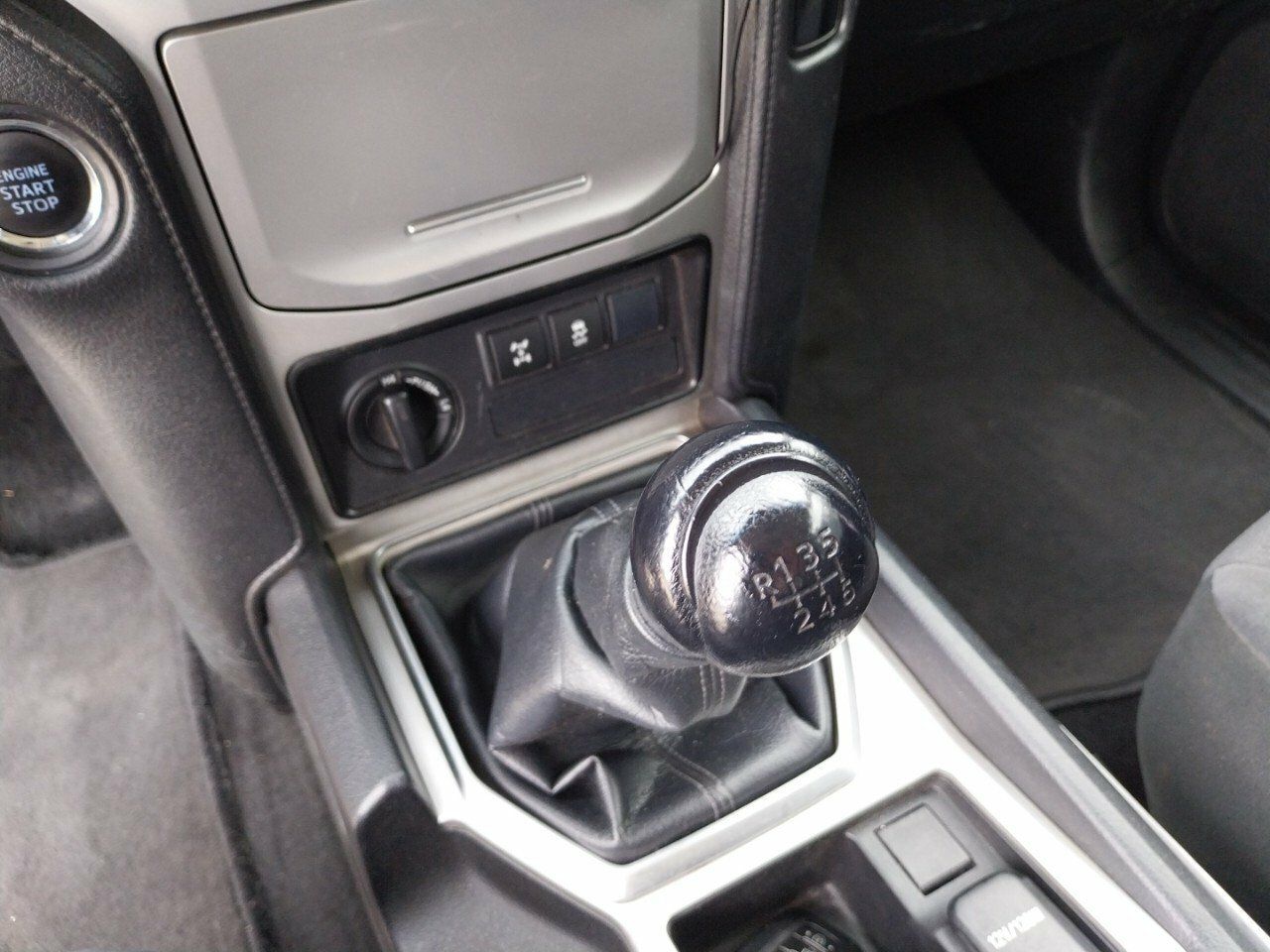 Foto Toyota Land Cruiser 18