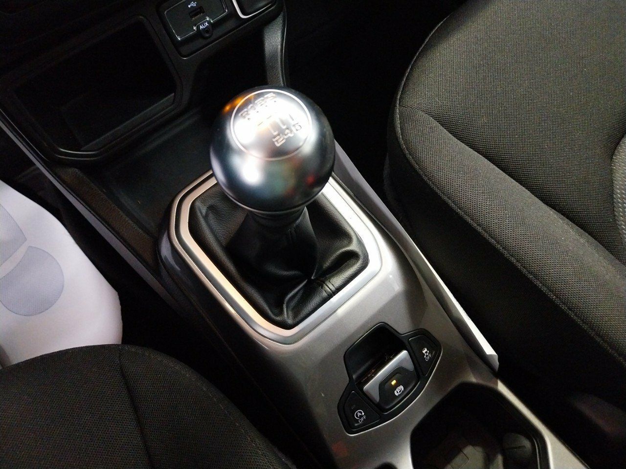 Foto Jeep Renegade 18