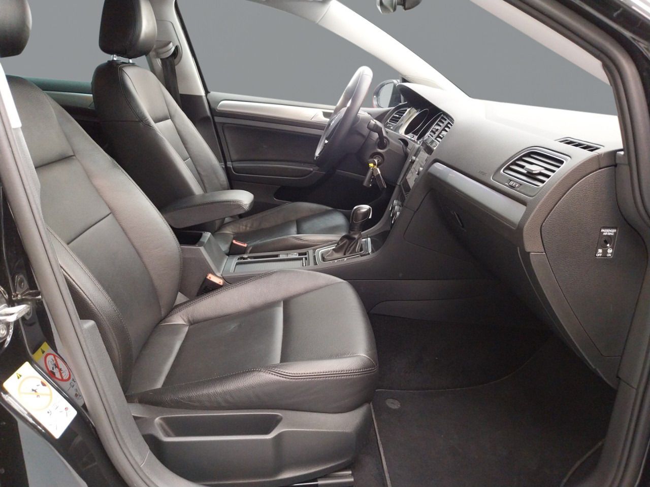 Foto Volkswagen Golf 9