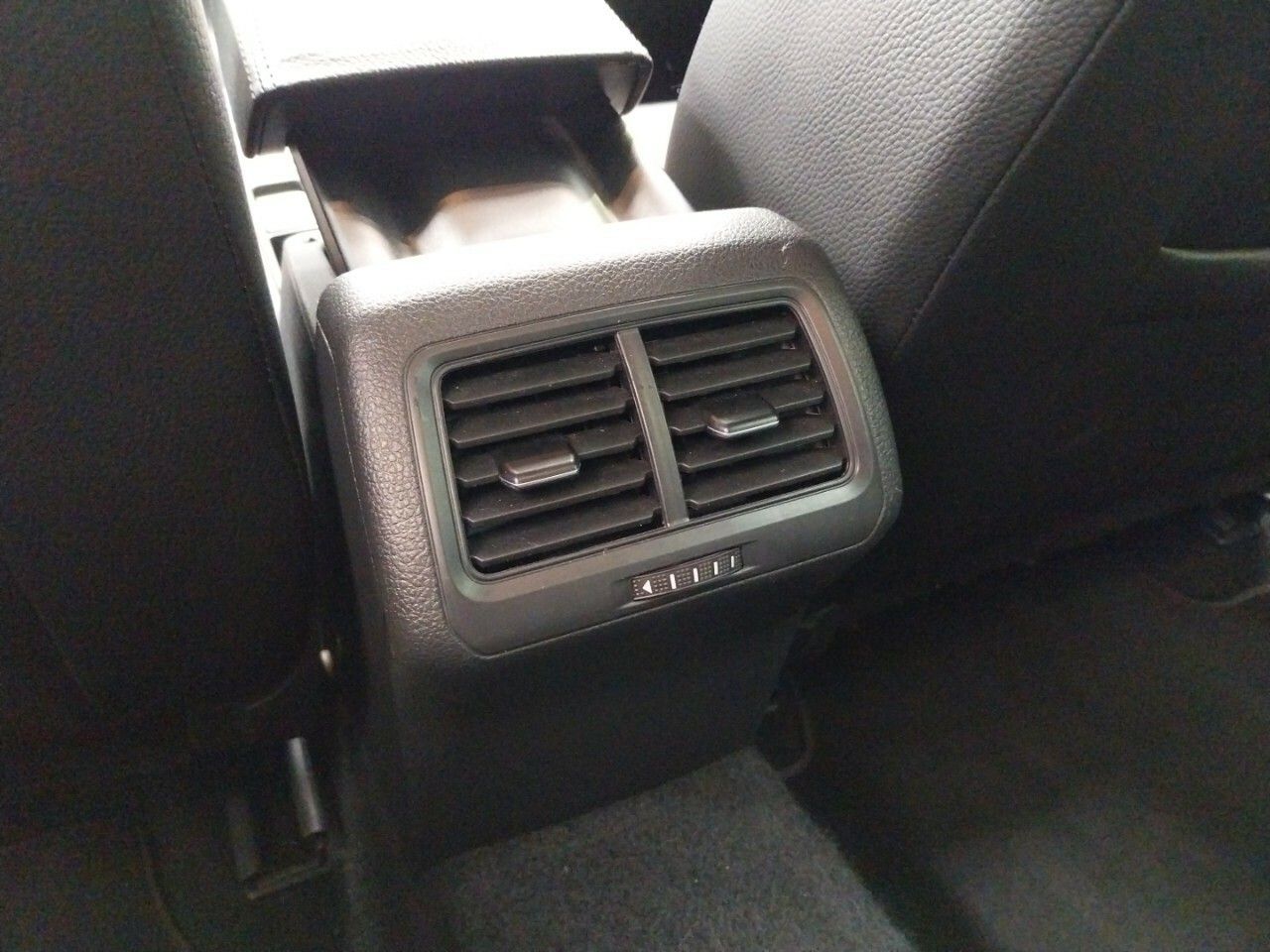 Foto Volkswagen Golf 21