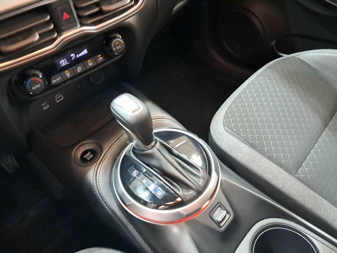 Foto Nissan Juke 18