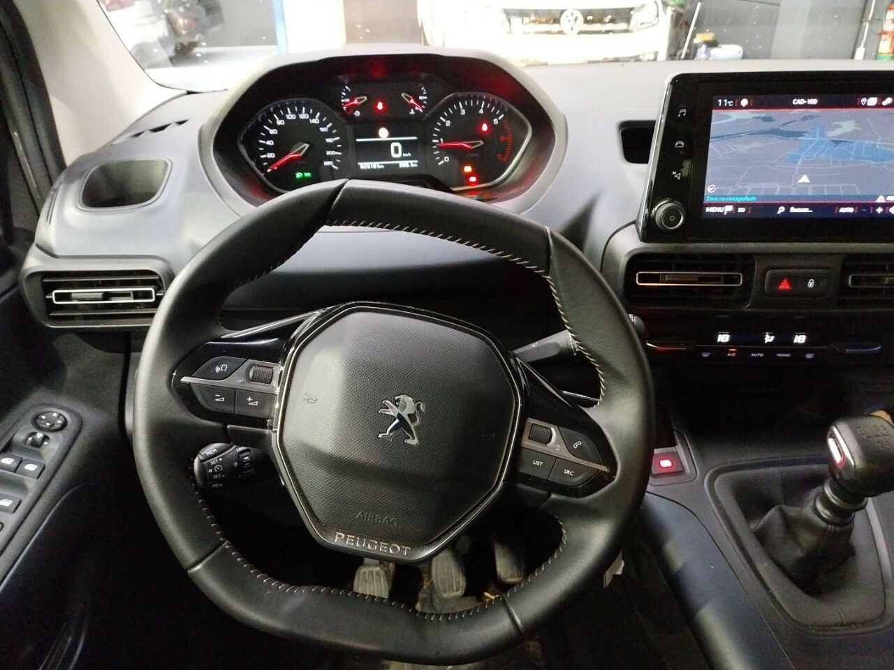 Foto Peugeot Rifter 11