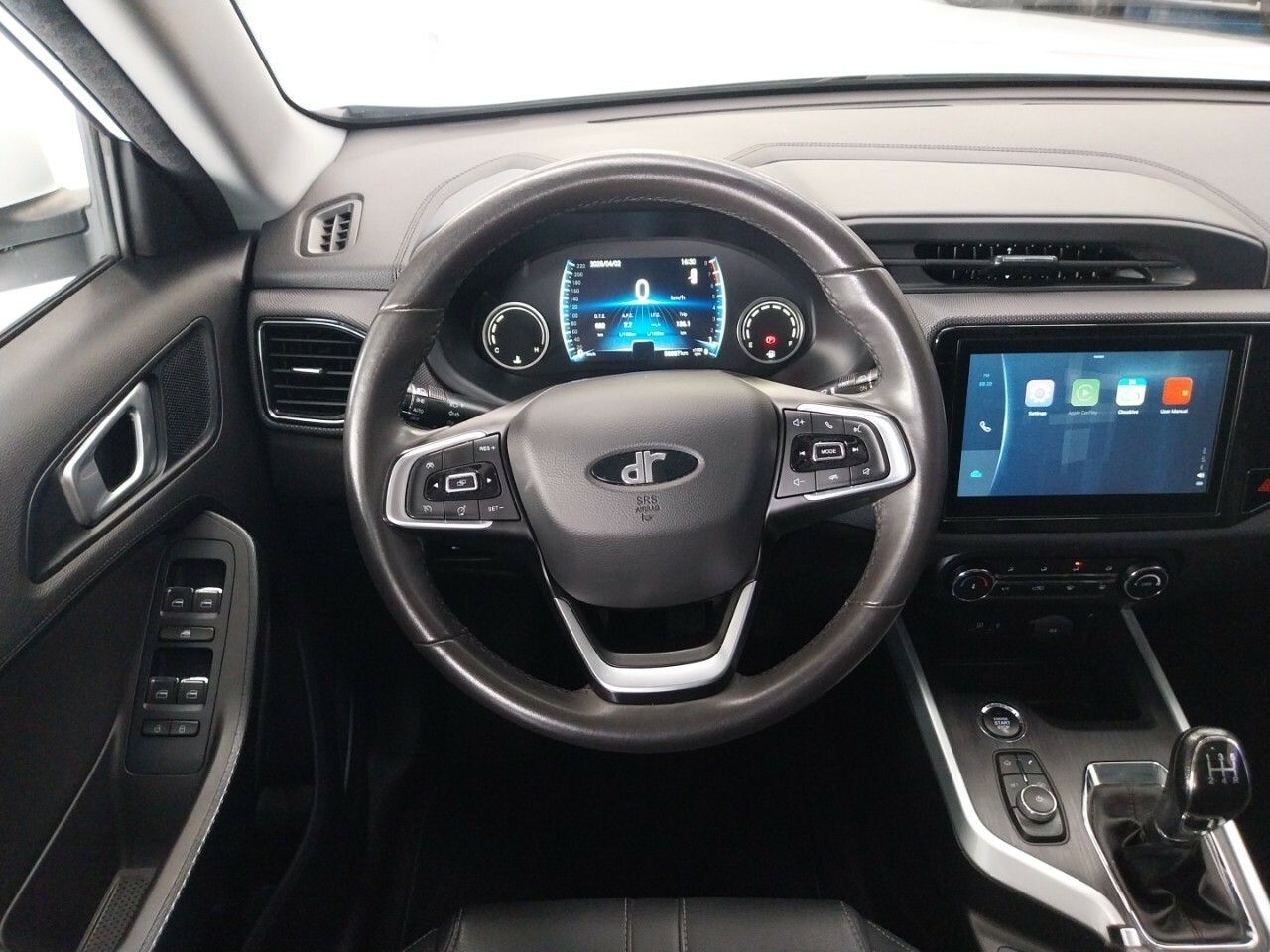 Foto DR Automobiles DR4 11