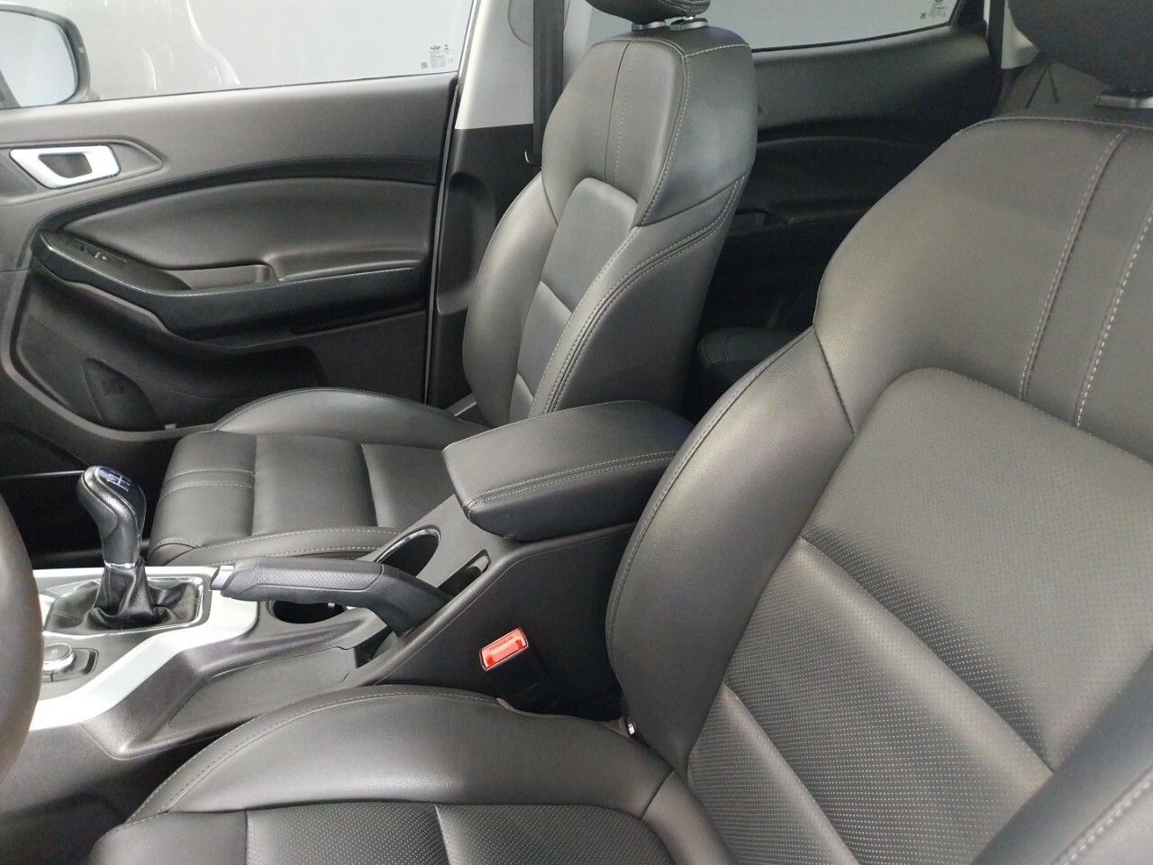 Foto DR Automobiles DR4 22