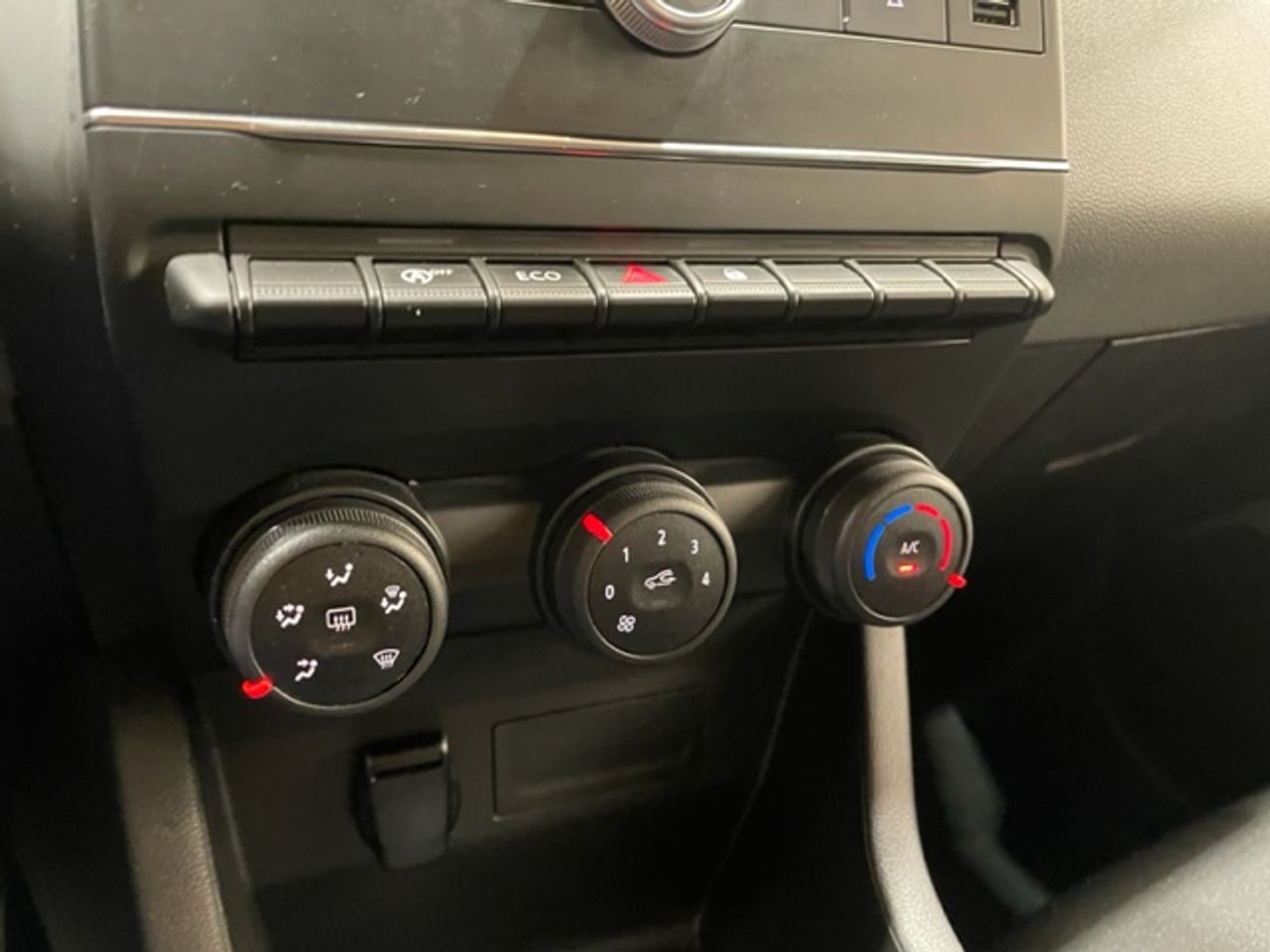 Foto Renault Clio 28