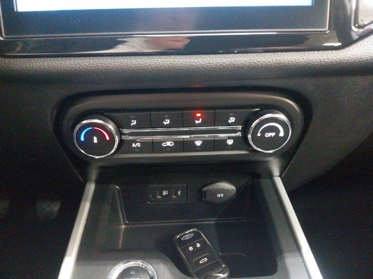 Foto DR Automobiles DR4 16
